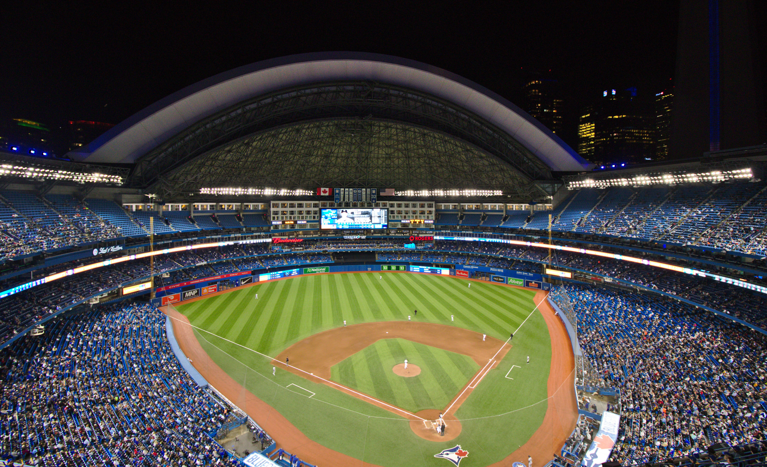 A wide shot of the The Blue Jays have returned to playing at Rogers Centre in Toronto.